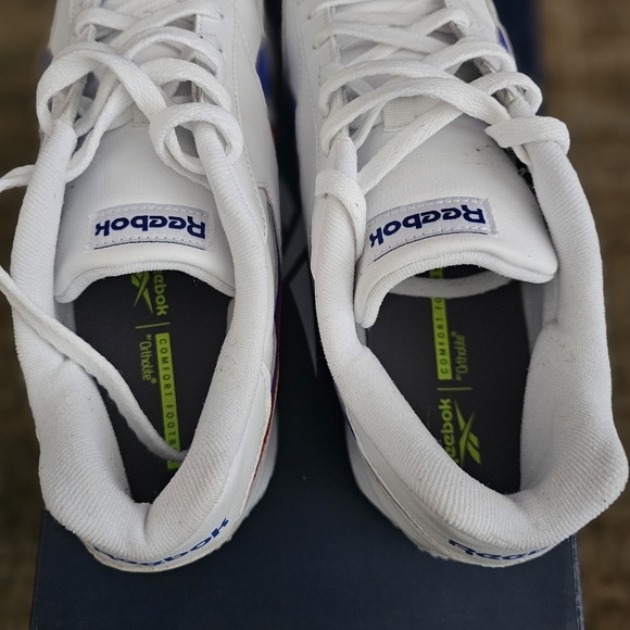 Reebok Classic - Picture 6 of 7